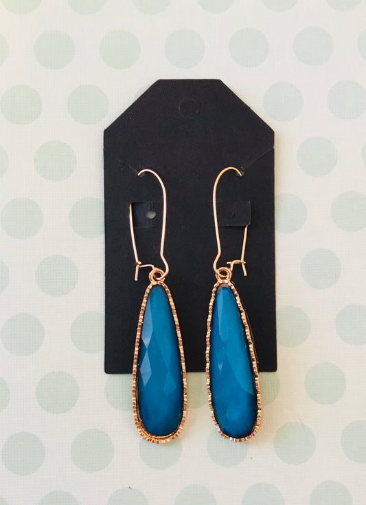 Dangle Earrings With Turquoise Stone