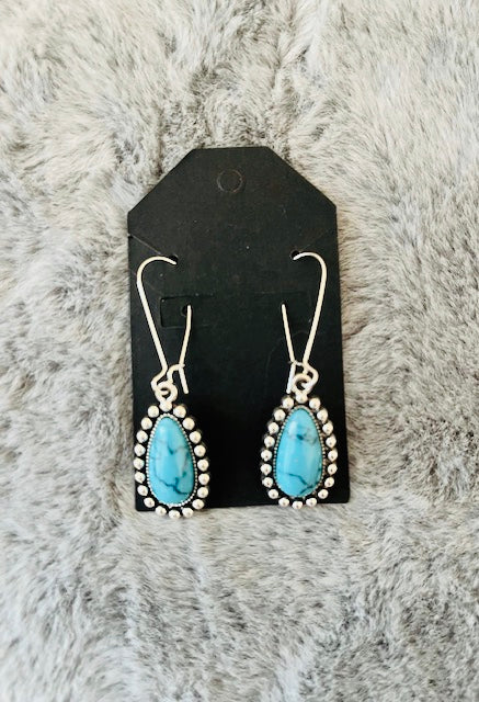 Dangly Earrings With Turquoise Stone